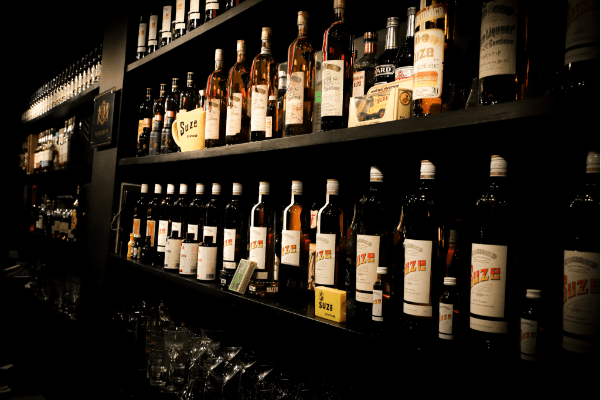 PAPERMOON バー外観